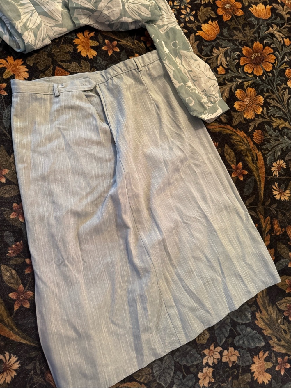 Matching set - Picture 3 of 6